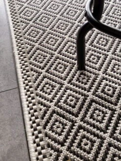 Tapis 'Cleo White/Black' -Magasin De Rénovation Domiciliaire 60005996 129103 112854 129103 112854 laeufer modern teppich laeufer vorleger textilien 03