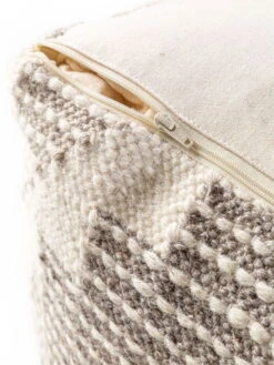 Pouf 'Wanda' 9 Pouf 'Wanda' -Magasin De Rénovation Domiciliaire 60006310 33104 122736 33104 122736 79104 122782 poufs rosa rosa pouf sitzkissen bodenkissen sitzpouf 03