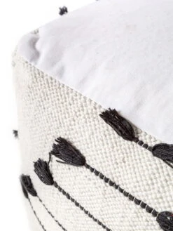 Pouf 'Bo' 9 Pouf 'Bo' -Magasin De Rénovation Domiciliaire 60006617 148102 122851 148102 122851 poufs beige pouf sitzkissen bodenkissen sitzpouf 03