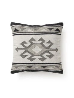 Housse De Coussin 'Dilan I'