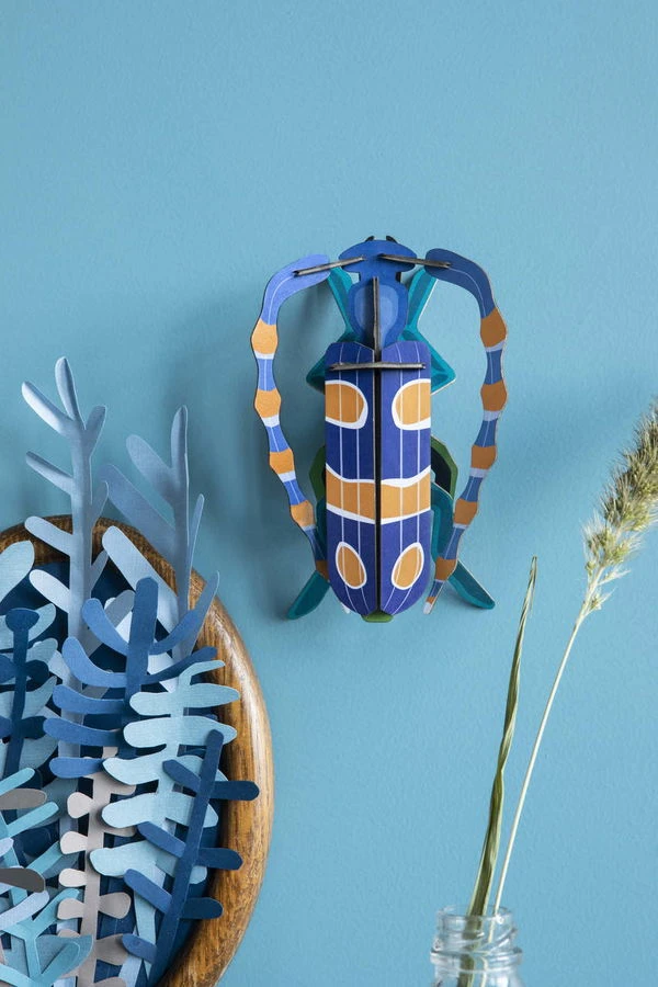 Objet Mural En Carton 'Rosalia Beetle' 4 Objet Mural En Carton 'Rosalia Beetle' – Image 2