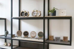 Karlsson Horloge De Table 'Squared' 7 Karlsson Horloge De Table 'Squared' -Magasin De Rénovation Domiciliaire ka5718wh wanduhren weiss tischuhr design standuhr modern 03