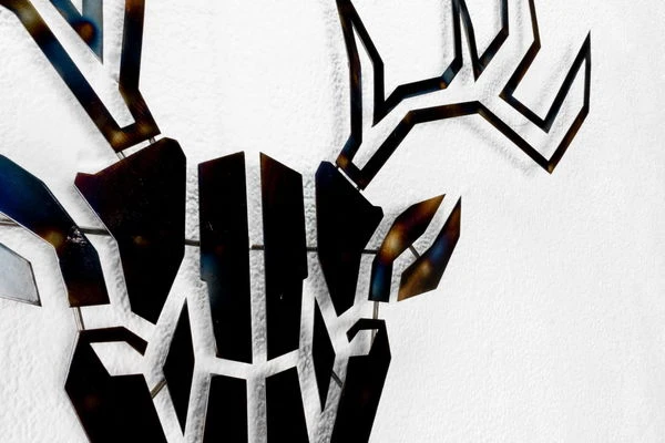 Sculpture Murale En Métal 'Honorable Deer' 80x77x3cm 11 Sculpture Murale En Métal 'Honorable Deer' 80x77x3cm – Image 9