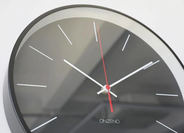 Horloge Murale Design 'THE RED ARROW.' 5 Horloge Murale Design 'THE RED ARROW.' – Image 3