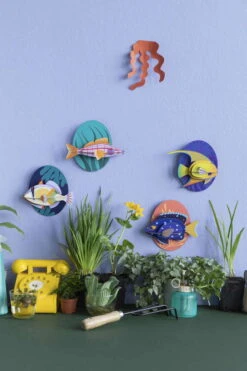 Objet Mural En Carton 'Jewel Damselfish' -Magasin De Rénovation Domiciliaire ttm124 tierskulpturen blau gelb wanddeko papier wandskulptur karton 3d wandobjekt aus karton wandskulptur papier 3d objekt zum zusammenstecken studio roof 05